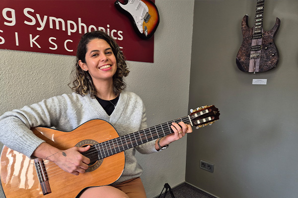 Dynamic Content Image